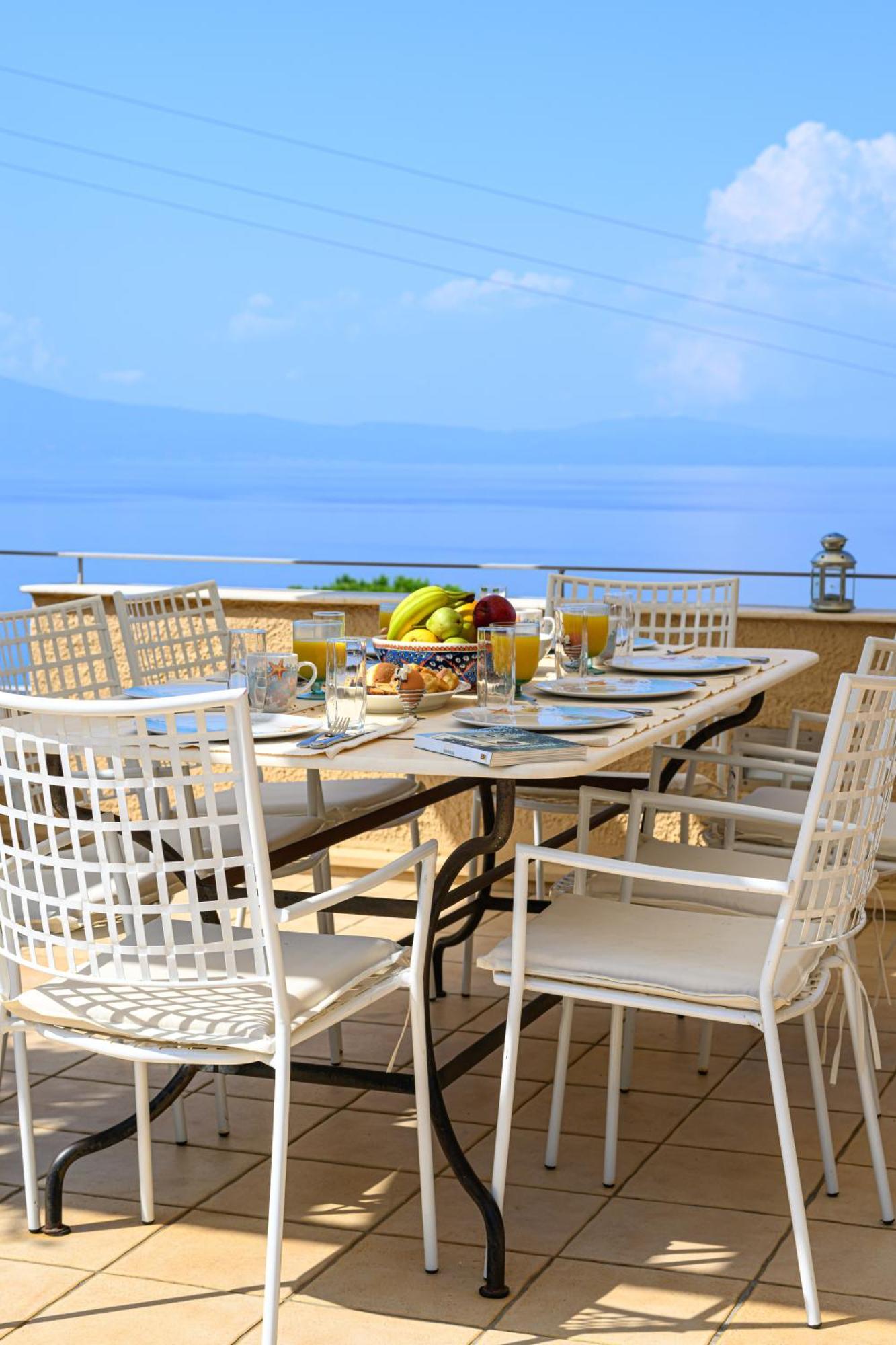 Mani Tower Villa Akrogiali 外观 照片